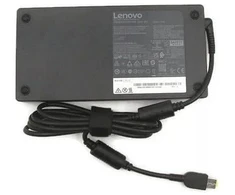 300 W kintamosios srovės adapteris, skirtas „Lenovo Thunderbolt 4“ dokui