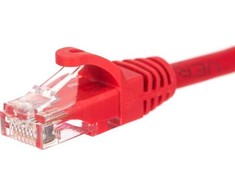 NETRACK BZPAT5UR Netrack tinklo kabelis RJ45, lietas gaubtas, kat. 5e UTP, 5 m raudonas