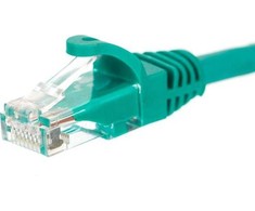 NETRACK BZPAT5UG Netrack RJ45 prievadų kabelis, užlietas gaubtelis, kat. 5e UTP, 5 m žalias