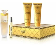 New Brand Prabangus rinkinys moterims: 100 ml kvapusis vanduo + 130 ml kūno losjonas + 130 ml dušo želė + 15 ml kvapusis vanduo