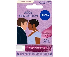Nivea „Bridgerton Edition Kate&amp;Anthony“ maitinamieji lūpų dažai „Blackberry Pie“ 4,8 g