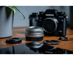 Objektyvas Obiektyw Voigtlander Ultron 27 mm f/2,0 do Fujifilm X - sidabrinė