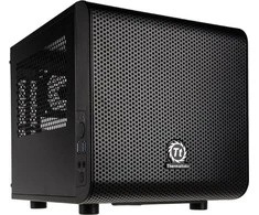 THERMALTAKE Core V1 Mini-ITX Case 2x USB 3.0 ir 1x HD Audio I/O jungtis viršuje, vienas iš anksto įdiegtas 200 mm ventiliatorius