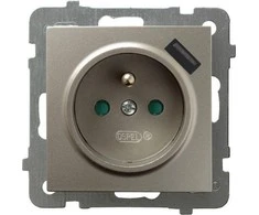 Ospel AS Vienvietis lizdas su įžeminimu, su srovės kanalo sklendėmis, su satino šviesos USB įkrovikliu GP-1GZPUSB/m/45