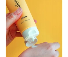 Ottie Calendula Soothing Exfoliating &amp; Moisturising Peeling Gel, 120 ml