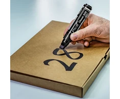 Pica-Marker Pica Permanentmarker 4-12mm, Wedge Tip, juodas Retail Pack.