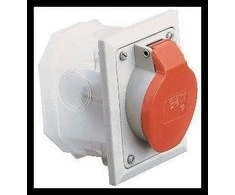 Polam Nakło Nest 32A 3P + N + Z IP44 izoliuotas p / t 230 / 40V 26422- 420