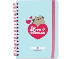 Pusheen – 2023/2024 m. savaitinis kalendorius / planuotojas iš kolekcijos Purrfect Love (14,8 x 21 cm)