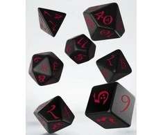 Q Workshop Classic RPG kauliukų rinkinys juodos ir raudonos spalvos
