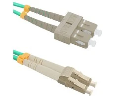QOLTEC 54352 Qoltec Optic Patchcord LC/UPC - SC/UPC Multimode 50/125 OM4 Duplex 10m