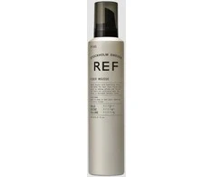 REF Volume &amp; Bodifying No.345 Veganiškos plaukų formavimo putos, suteikiančios apimties ir tekstūros, vidutinės fiksacijos, 250 ml