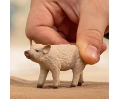 SCHLEICH FARM WORLD Vengrų Mangalica veislės paršelis