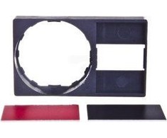 Schneider Electric aprašomoji iškaba 30x50mm su etikete juoda/raudona 22mm juoda stačiakampė (ZBY6H101)