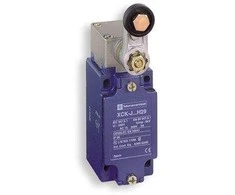Telemecanique Sensors „Schneider Electric“ ribinis jungiklis 2P NC+NO spyruoklinio veikimo sukamoji svirtis XCKJ10511