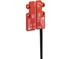 „Schneider Electric“ magnetinis saugos jungiklis 2R 24V DC 2m kabelis (XCSDMC7902)