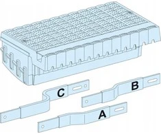 Schneider Electric POLYPACT SKIRSTOMOJI PLOKŠTELĖ SU PRIEKINĖMIS 3P PRIZMĖMIS