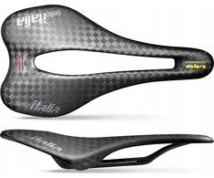 Selle Italia Siodło SELLE ITALIA SLR BOOST TEKNO SUPERFLOW S (id atitinka S3), anglies bėgis + 10 mm, anglis, 95 g (NAUJAS)