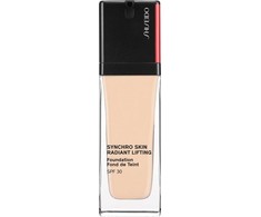 „Shiseido Synchro Skin Radiant Lifting“ skystas makiažo pagrindas, 130 Opal SPF 30, 30 ml