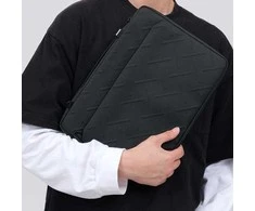 Skinarma Bag Juno laptop sleeve 14″ olive