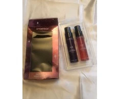 Dviejų spalvų rinkinys, „Smashbox“, „Cosmic Celebration Vanduo Fire - Air“, skystas makiažo pagrindas, 2 vnt., 30 ml