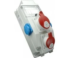 „Spamel Construction“ skirstomieji įrenginiai 5P/32A 5P/16A 2x2P+Z 5 moduliai (ROS 5X-15)