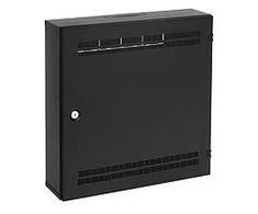 Spinta Solarix rozdzielacz SOHO LC-18 su listwami 2U, 4U a 11U 550x550x150mm juoda RAL9005 LC-18-55-15-B