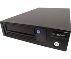 Serveris Streamer Quantum Quantum SCAL I3 IBM LTO-8 TD MOD HH/6GB MINI-SAS-HD 8644 PORT