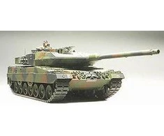 Tamiya – pagrindinis mūšio tankas „Leopard 2A6“, 1/35, 35271