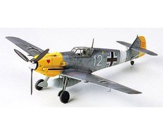Tamiya Messerschmitt Bf 109E-4/7 Trop 1/72 plastikinis lėktuvo modelis 60755