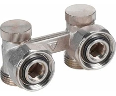 Vario Term BASE "Type V" dviejų vamzdžių sujungimo vožtuvas GW 3/4" / GZ 3/4", kampas, be redukuojančių nipelių, jungčių atstumas 50 mm