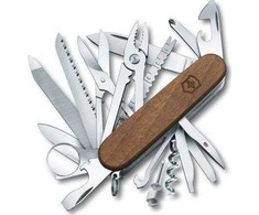 „Victorinox Swiss Champ Wood“ peilis