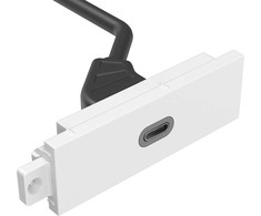 Vision Techconnect Modulares AV-Abdeckblech - LEBENSLANGE GARANTIE - USB-C-Modul - ''C'' 3.1 Typ-Buchse auf der Vorderseite - Ein Kabelis mit 1 x HDMI-Kabelis und 1 x USB-A 2.0-Buchsen - HDMI 4K bei 60 Hz - passt in Techconnect-Rahmen - Kunststoff - baltas
