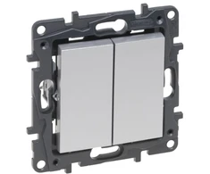 2 klavišų perjungiklis Legrand Niloe Step 863308 (pilkas)