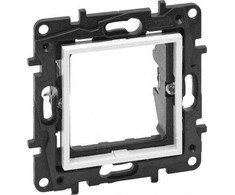 Adapteris Mosaic - Niloe step Legrand 863189 (baltas)