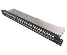 Komutacinė panelė 19'' 1U LK-PP-013-B (FTP Cat.6, 24 prievadai, DUAL IDC, T568A/B, Krone 110, su kabelių laikikliu)