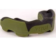 Apsauga dantims Venum Predator - Khaki/Juodas