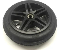Berg Wheel juodas 12.5x3.00-9 slick