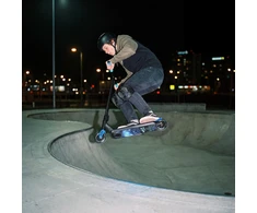 HS155 FLUORESCENT LION Mėlynas SCOOTER NILS EXTREME