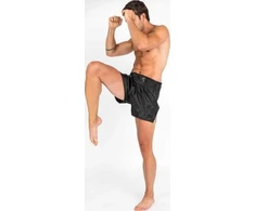 Muay Thai šortai Venum Classic, juodi