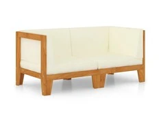 Dvivietė sofa su kreminėmis pagalvėlėmis, akacijos masyvas