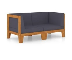 Dvivietė sofa su pilkomis pagalvėlėmis, akacijos masyvas