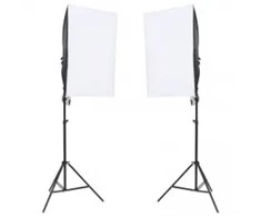 Fotostudijos rinkinys su apšvietimo rinkiniu ir fonu