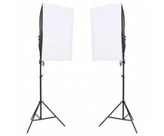 Fotostudijos rinkinys su šviestuvais, fonu ir reflektoriumi