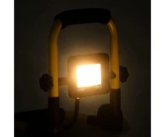 LED prožektorius su rankena, 10W
