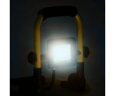 LED prožektorius su rankena, šaltos baltos spalvos, 10W