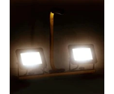 LED prožektorius su rankena, šiltos baltos spalvos, 2x30W
