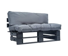 Sodo sofa iš palečių su pilkomis pagalvėlėmis, pušies mediena