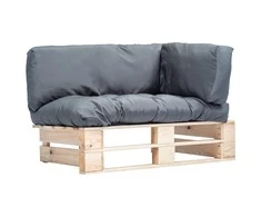 Sodo sofa iš palečių su pilkomis pagalvėlėmis, pušies mediena