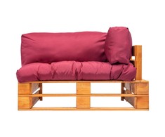 Sodo sofa iš palečių su raudonomis pagalvėlėmis, pušies mediena