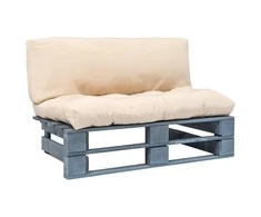 Sodo sofa iš palečių su smėlio pagalvėlėmis, pušies mediena